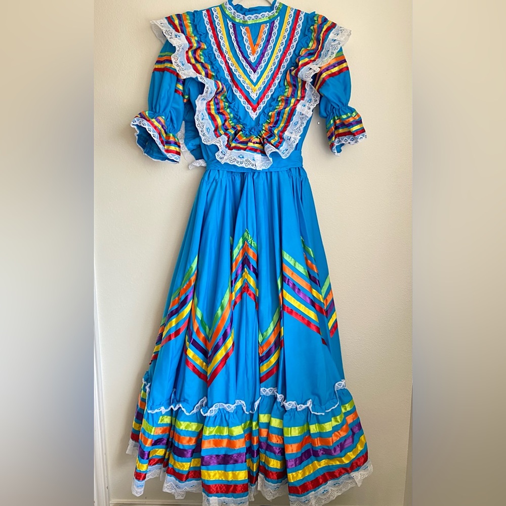 Women’s Sky Blue Traditional Jalisco Folk Dance Dress Costume double wide skirt